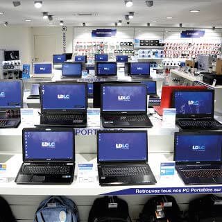 COMPUTER SHOP