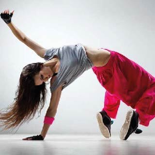 DANCE ACADEMY